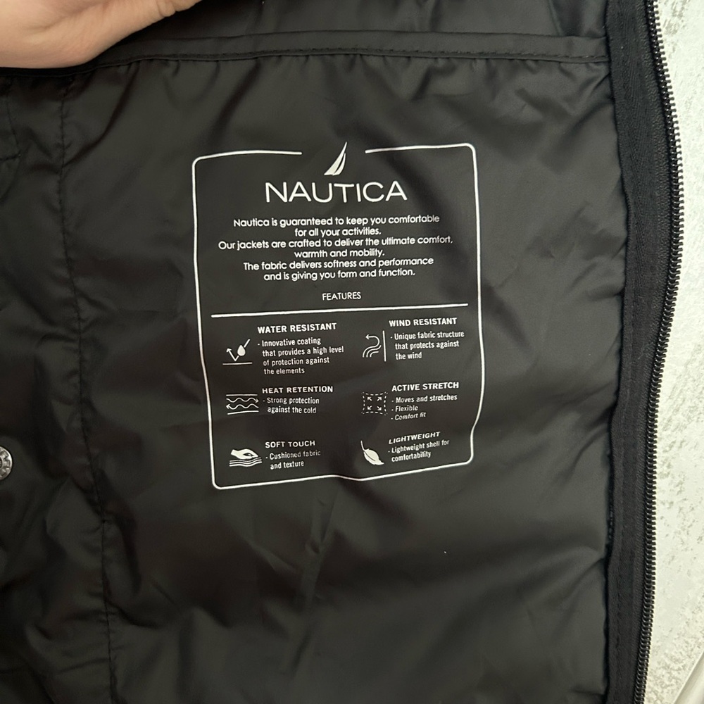 NWT Nautica Men's Gray Puffer Jacket with Faux Fur Lining - Picture 5 of 5